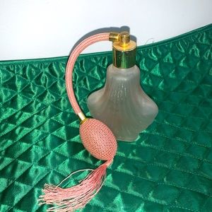 Refillable perfume bottles